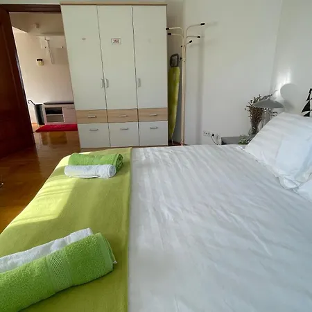 Gasthof Meszko Park House *