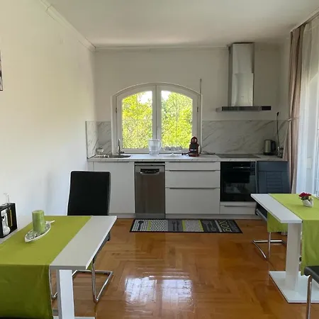 Meszko Park House Будапешт